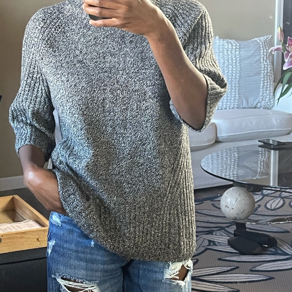 Kobi Halperin 100% Cashmere Short Sleeve Smocked Neck Sweater. Size Medium.